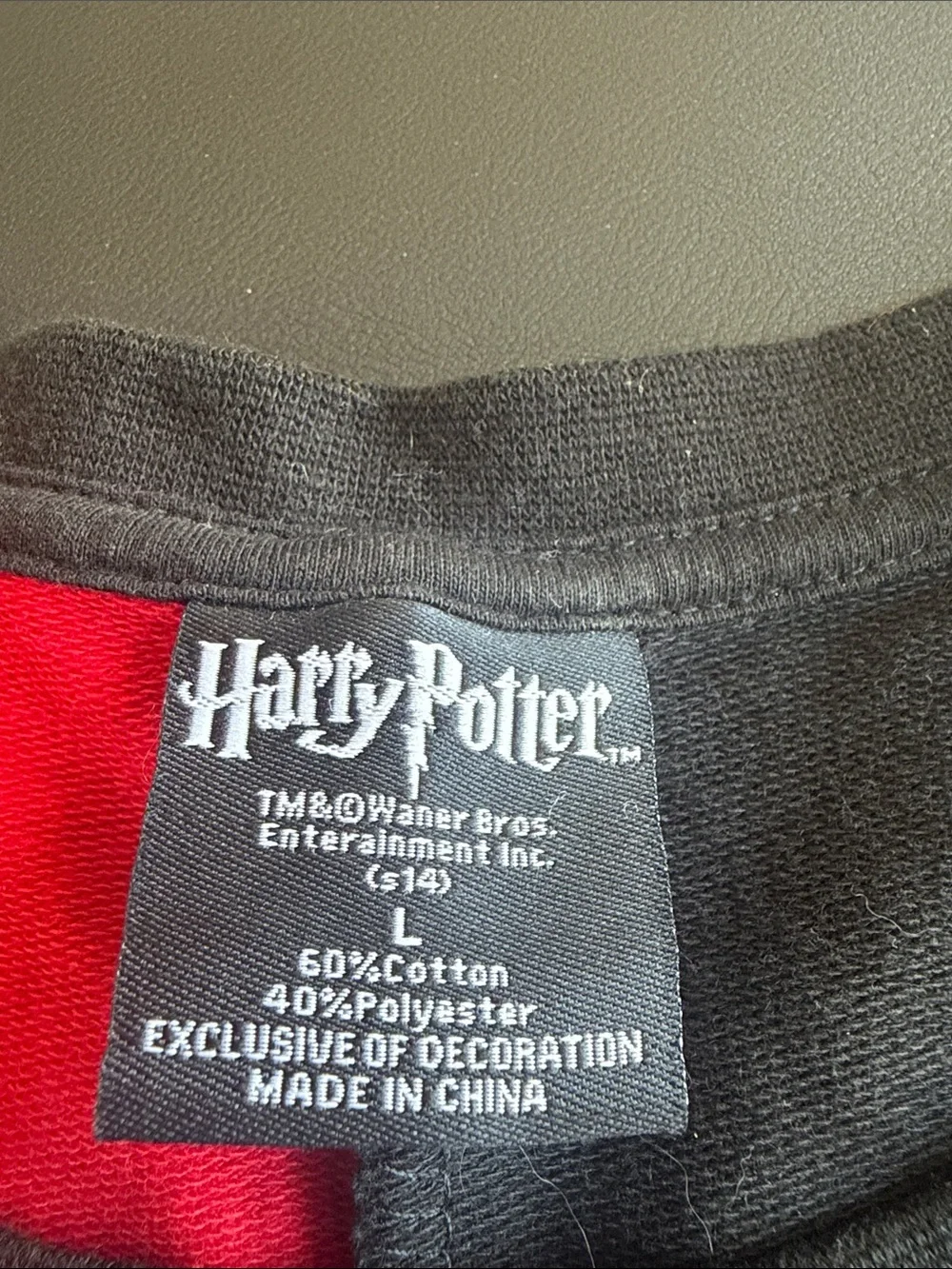 Harry Potter Hogwarts Colorblock Crewneck Sweatshirt Red Black Large